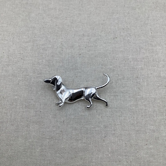 Vintage Sterling Silver Dachshund Dog Brooch - Picture 2 of 3